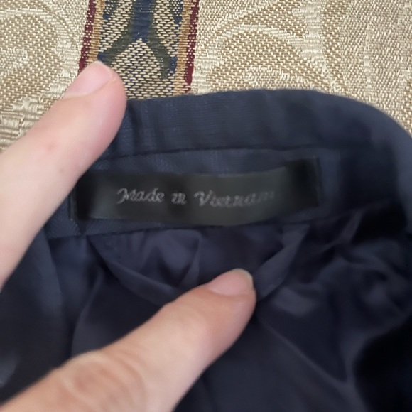 Boys Ralph Lauren navy blue suit.  With dress shirt.  Size 10r - Picture 7 of 17